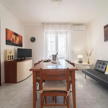House Costantino * Alghero